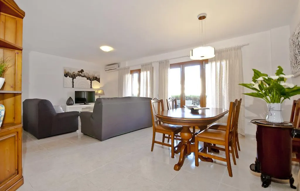 Apartment Es Pinaret Can Tomeu 波连萨港 西班牙